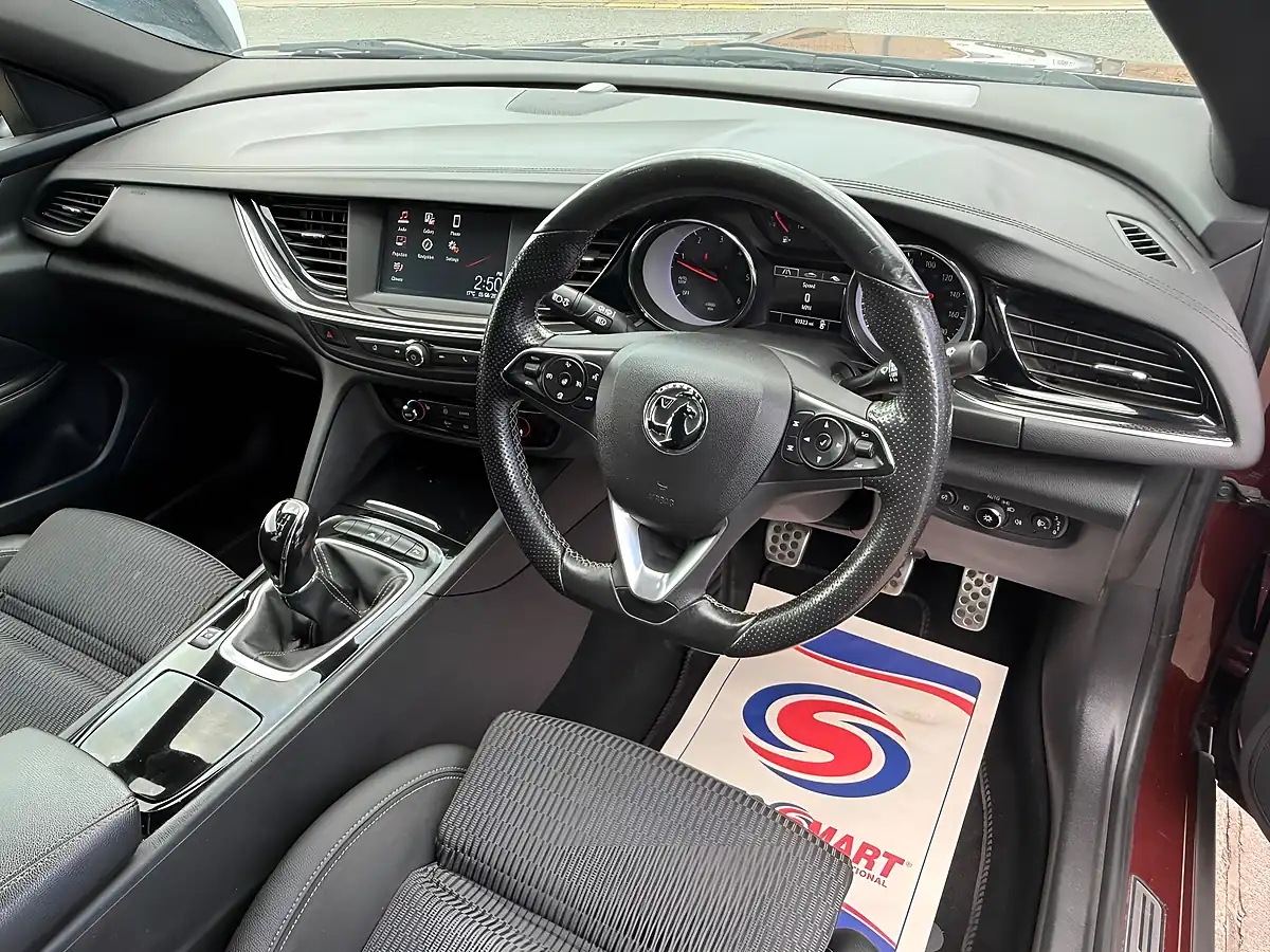 Used 2019 Vauxhall Insignia Sri Vx Line Nav Grand Sport Red - Interior and Exterior details 9