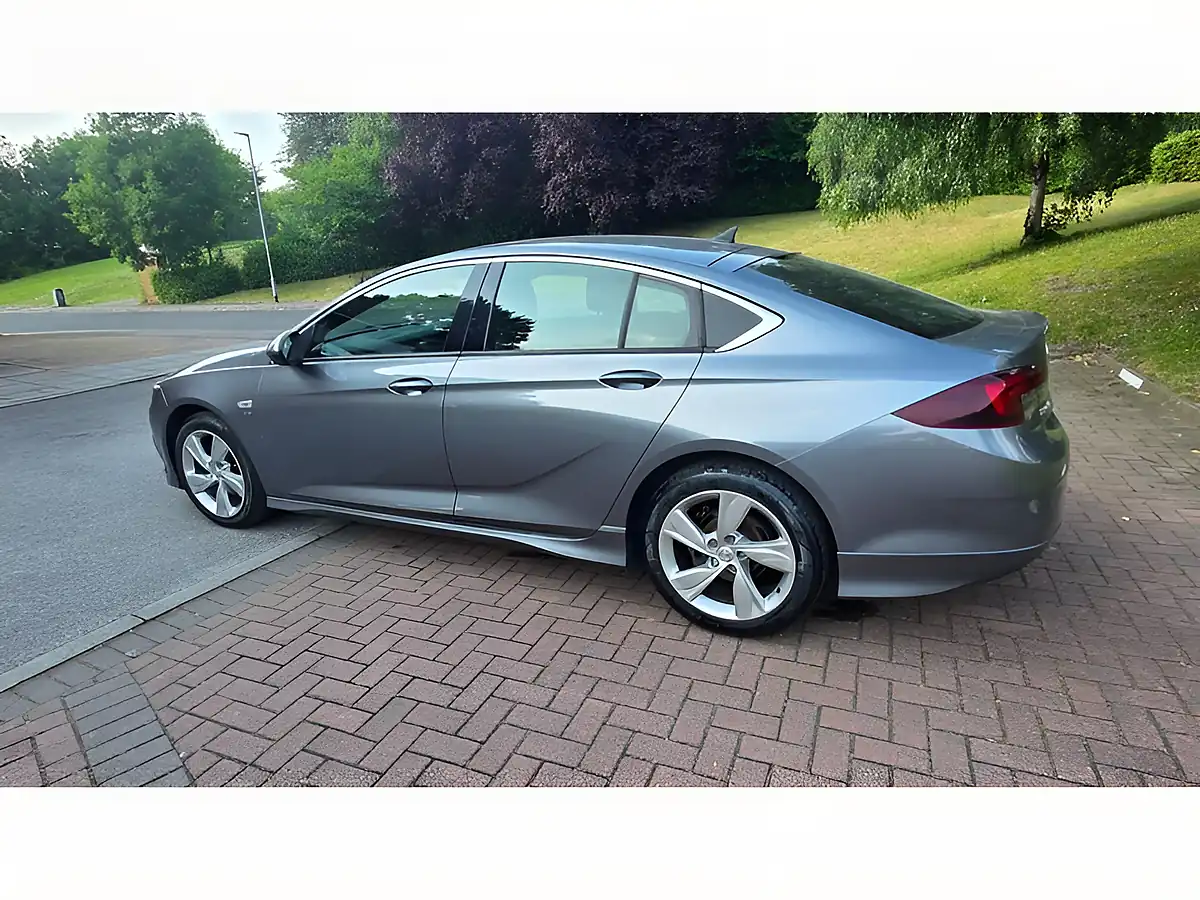 Used 2019 Vauxhall Insignia Sri Vx Line Nav Grey - Interior and Exterior details 14