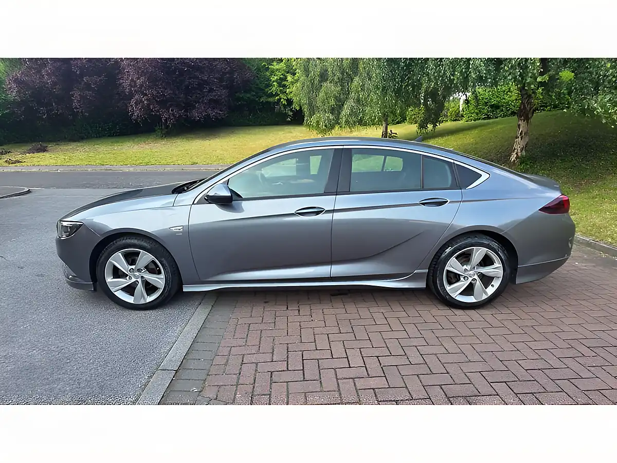 Used 2019 Vauxhall Insignia Sri Vx Line Nav Grey - Interior and Exterior details 15