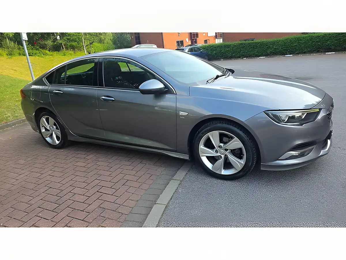 Used 2019 Vauxhall Insignia Sri Vx Line Nav Grey - Interior and Exterior details 5