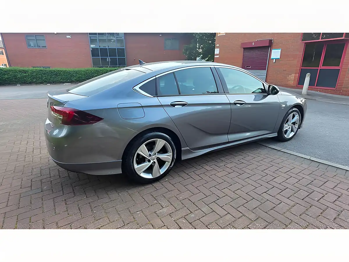 Used 2019 Vauxhall Insignia Sri Vx Line Nav Grey - Interior and Exterior details 8