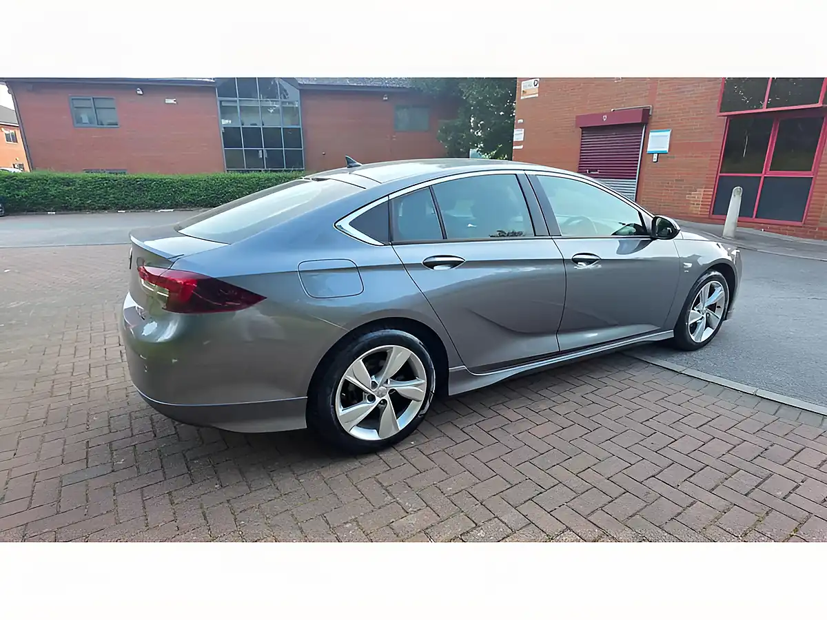 Used 2019 Vauxhall Insignia Sri Vx Line Nav Grey - Interior and Exterior details 9