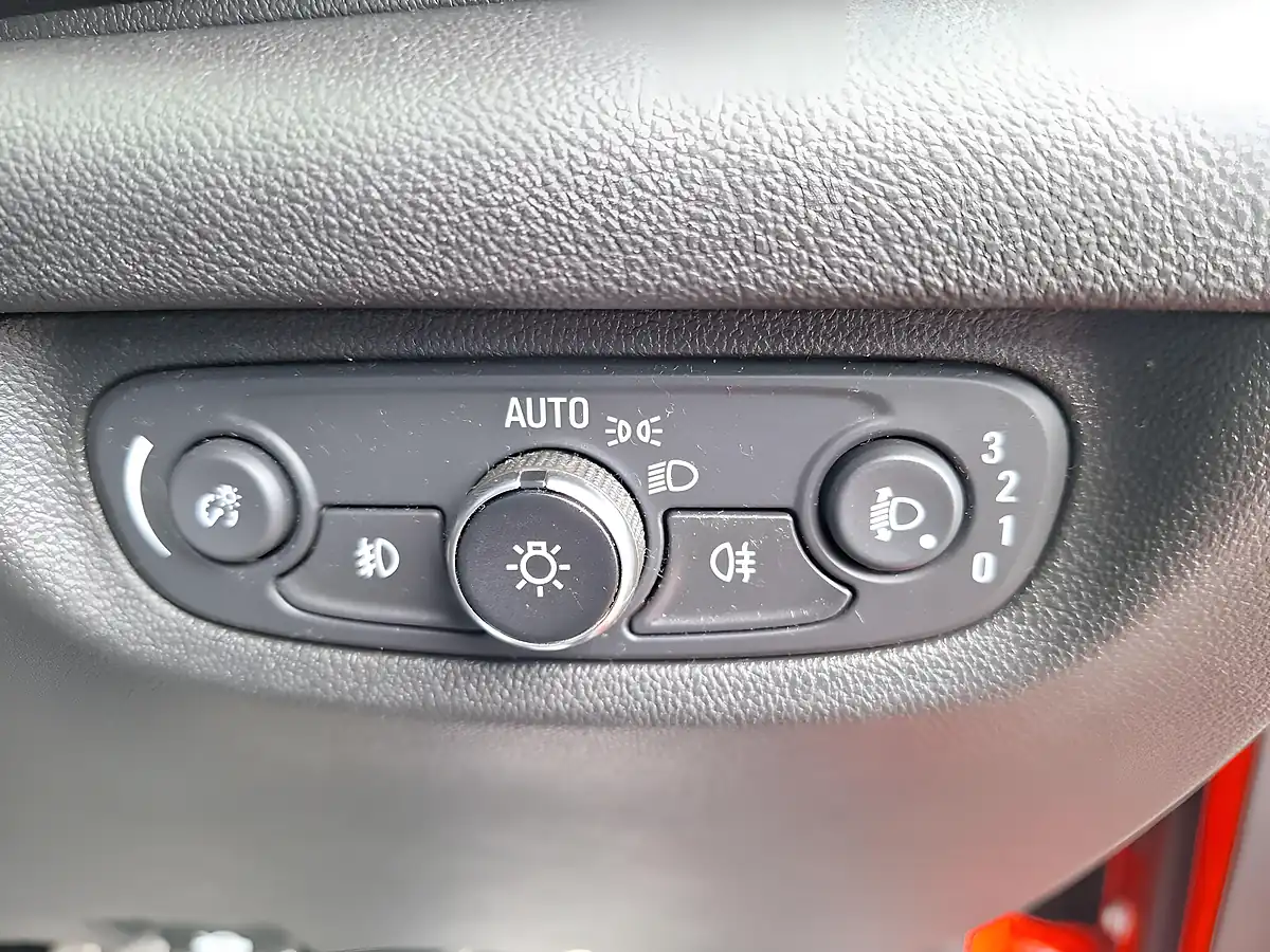 Used 2019 Vauxhall Insignia Sri Vx Line Nav Red - Interior and Exterior details 13