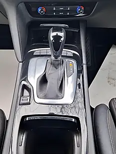 Used 2019 Vauxhall Insignia Sri Vx Line Nav Red - Interior and Exterior details 7