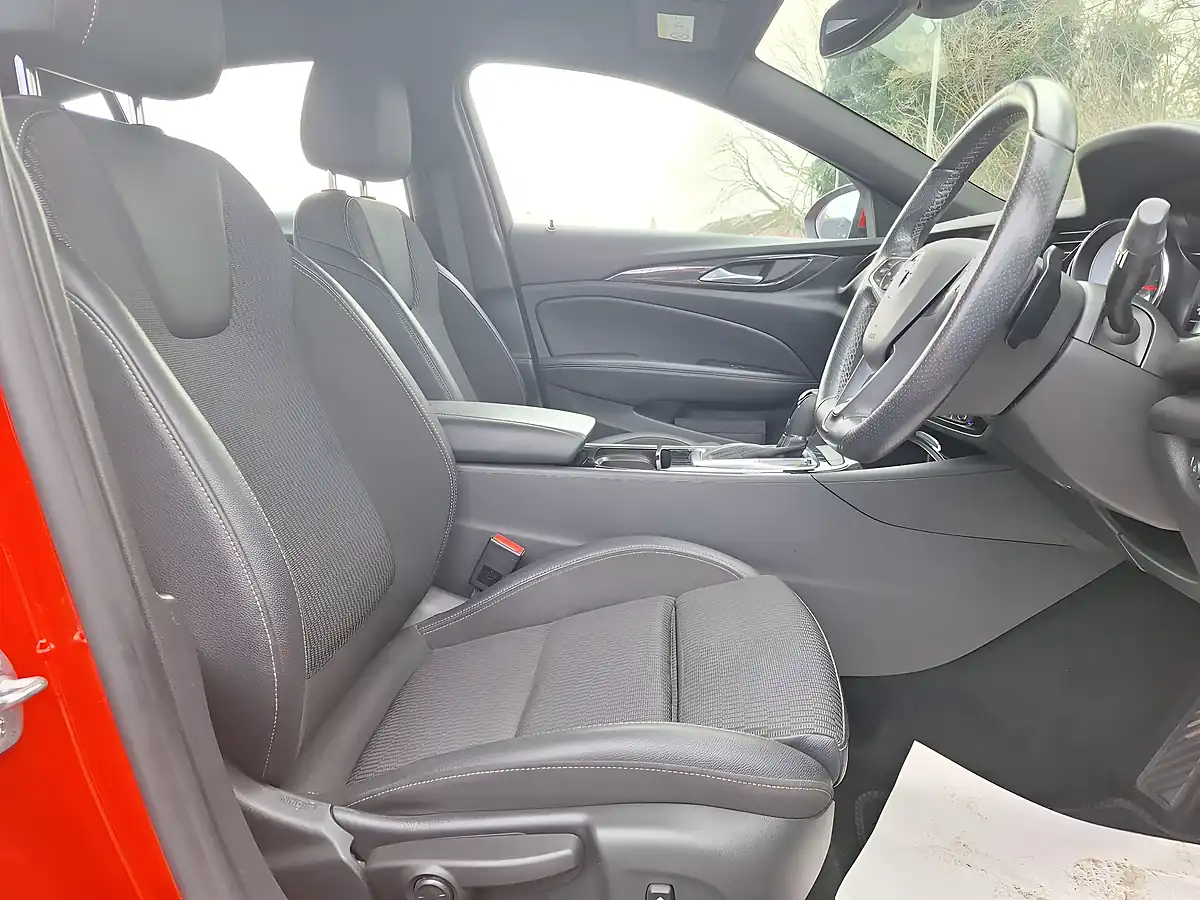 Used 2019 Vauxhall Insignia Sri Vx Line Nav Red - Interior and Exterior details 9