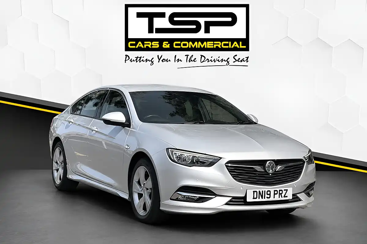 Used 2019 Vauxhall Insignia Sri Vx Line Nav Silver - Front View