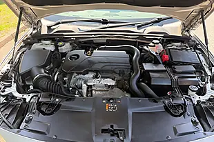 Used 2019 Vauxhall Insignia Sri Vx Line Nav Silver - Interior and Exterior details 11