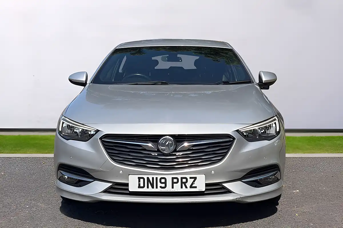 Used 2019 Vauxhall Insignia Sri Vx Line Nav Silver - Interior and Exterior details 2