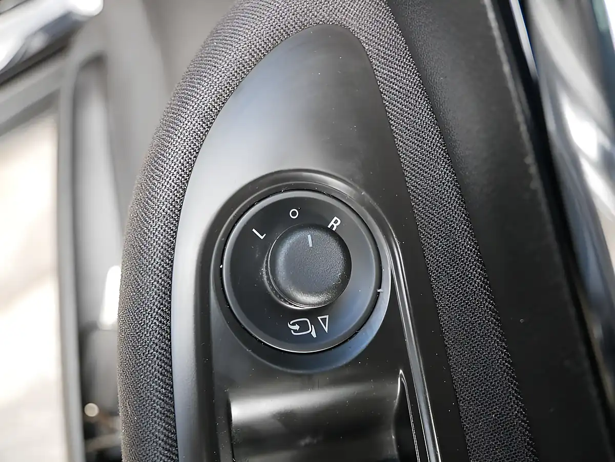 Used 2019 Vauxhall Mokka X Active Black - Interior and Exterior details 14