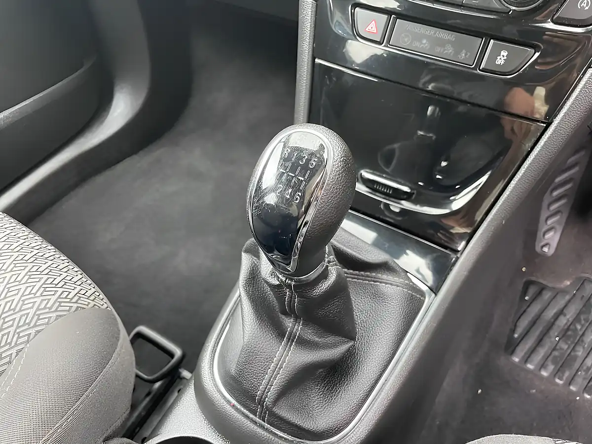 Used 2019 Vauxhall Mokka X Active Black - Interior and Exterior details 20