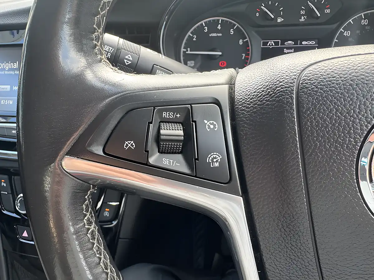 Used 2019 Vauxhall Mokka X Active Grey - Interior and Exterior details 17