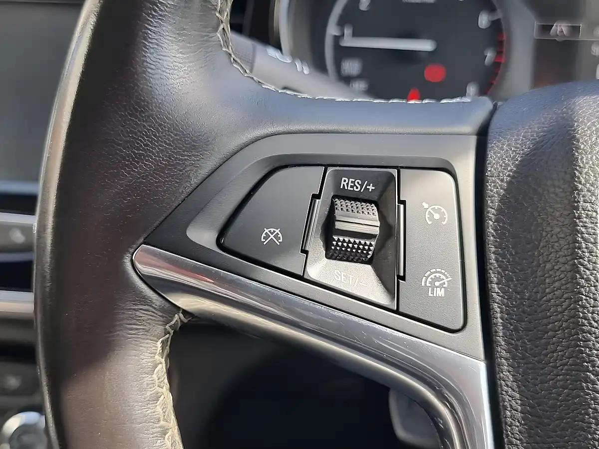 Used 2019 Vauxhall Mokka X Active Grey - Interior and Exterior details 14