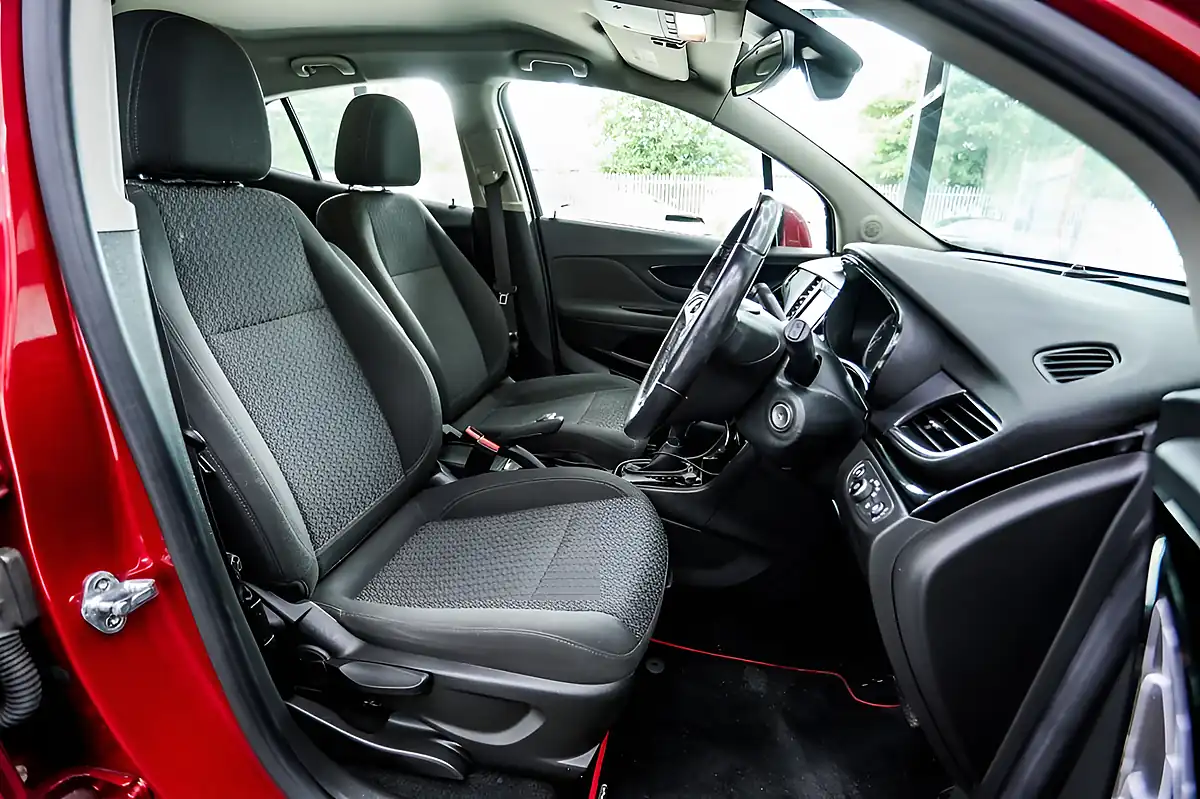 Used 2019 Vauxhall Mokka X Active Red - Interior and Exterior details 14