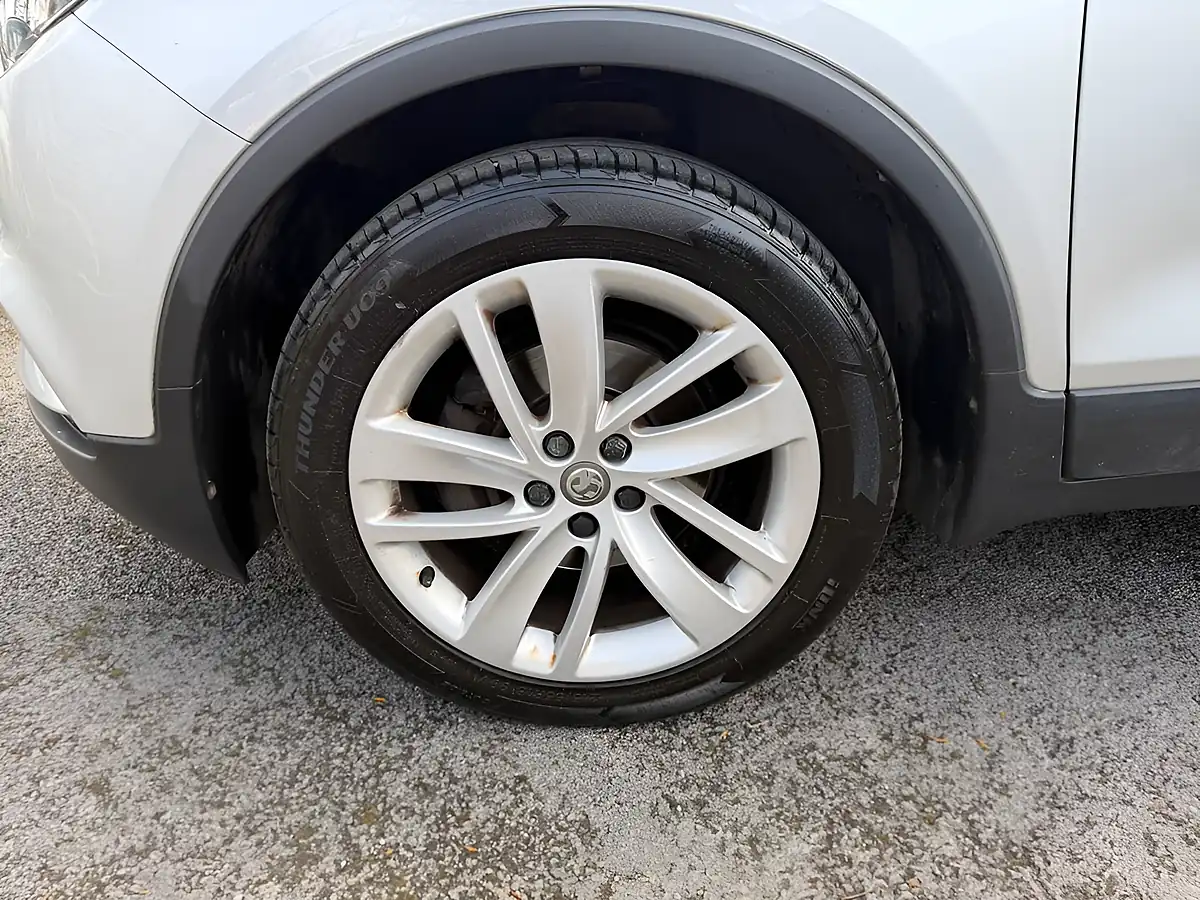 Used 2019 Vauxhall Mokka X Active Silver - Interior and Exterior details 10