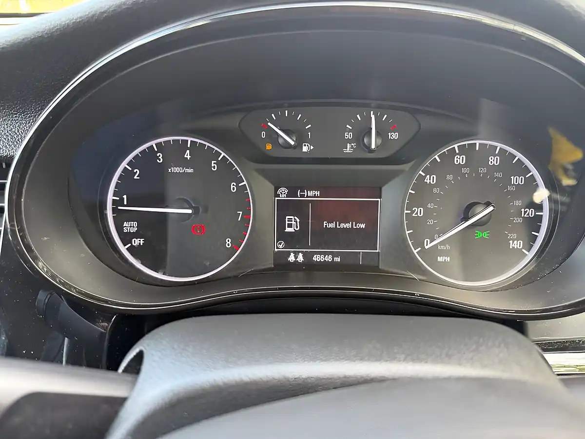 Used 2019 Vauxhall Mokka X Active Silver - Interior and Exterior details 18