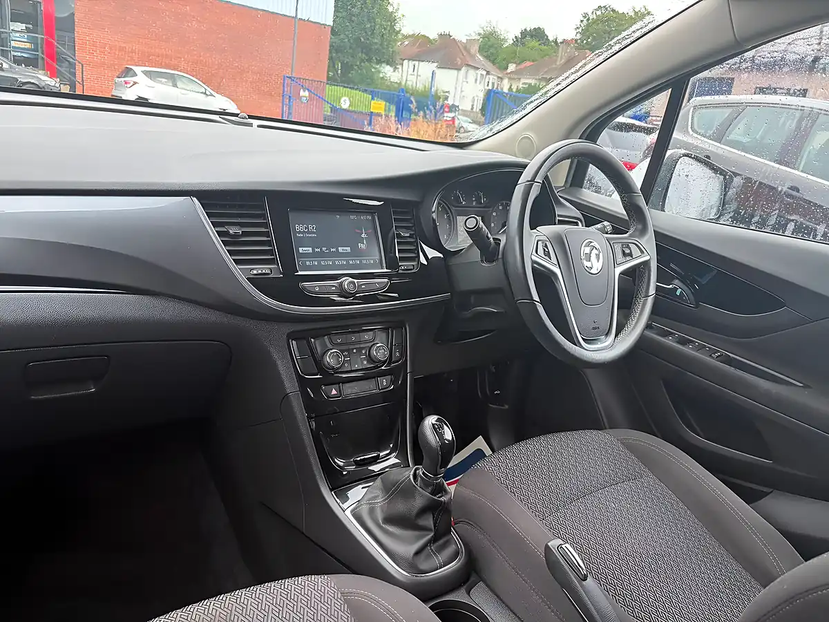 Used 2019 Vauxhall Mokka X Active White - Interior and Exterior details 14