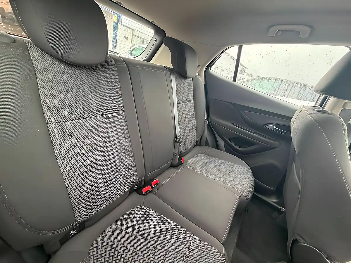 Used 2019 Vauxhall Mokka X Active White - Interior and Exterior details 17
