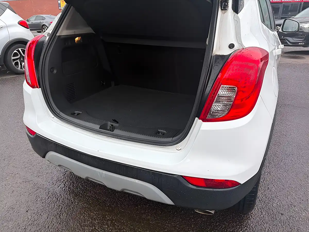 Used 2019 Vauxhall Mokka X Active White - Interior and Exterior details 7