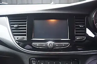 Used 2019 Vauxhall Mokka X Active White - Interior and Exterior details 15