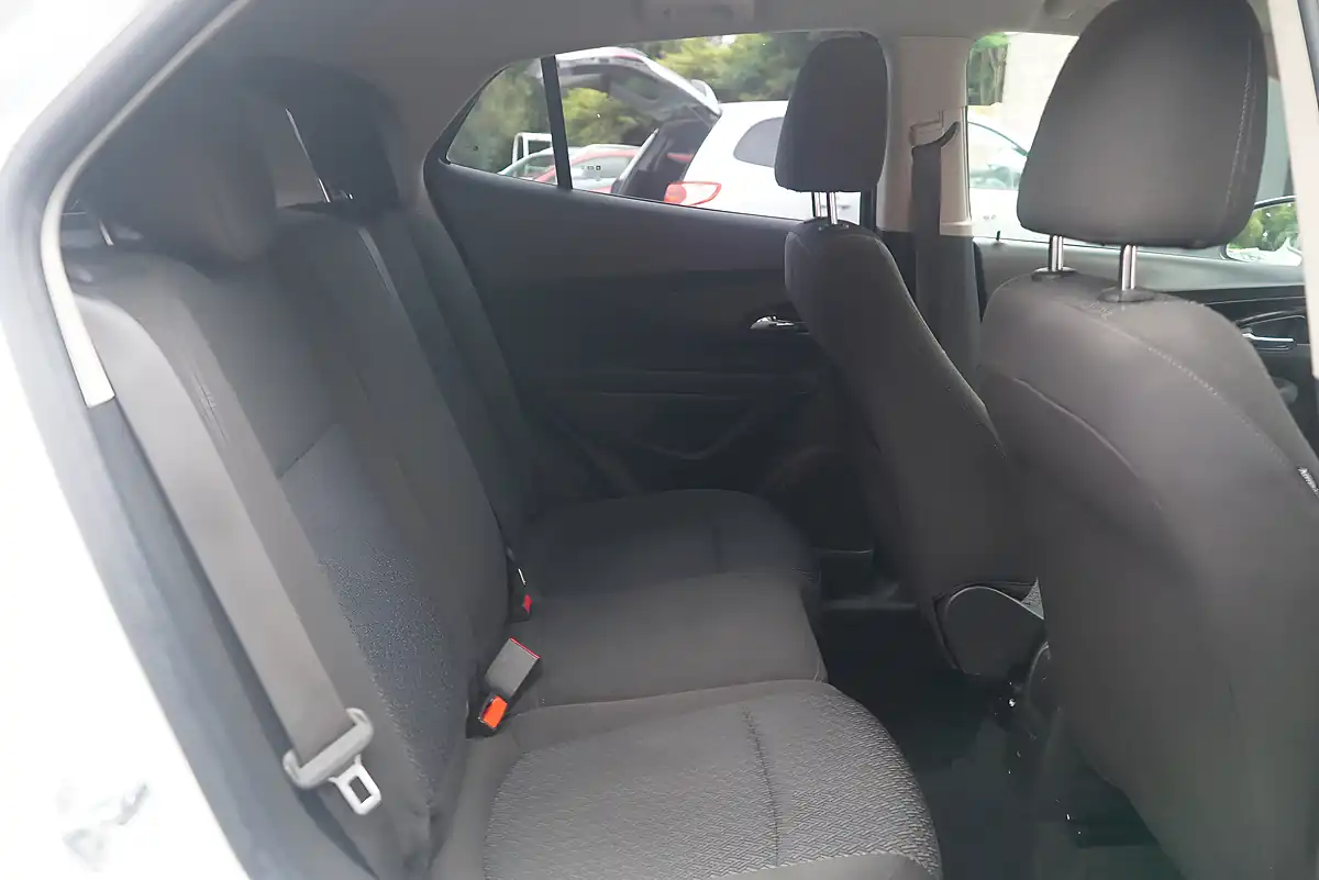 Used 2019 Vauxhall Mokka X Active White - Interior and Exterior details 16