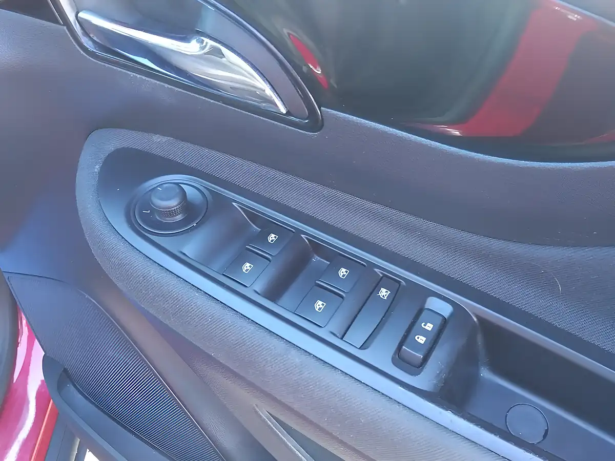 Used 2019 Vauxhall Mokka X Design Nav Red - Interior and Exterior details 15