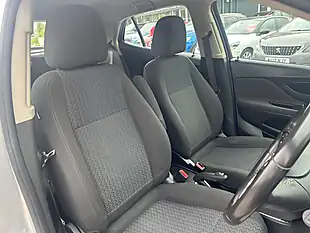 Used 2019 Vauxhall Mokka X Design Nav Silver - Interior and Exterior details 17