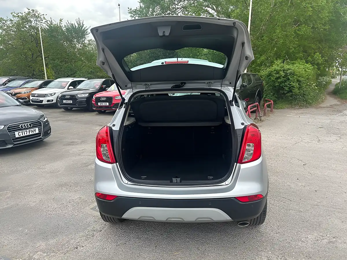 Used 2019 Vauxhall Mokka X Design Nav Silver - Interior and Exterior details 5