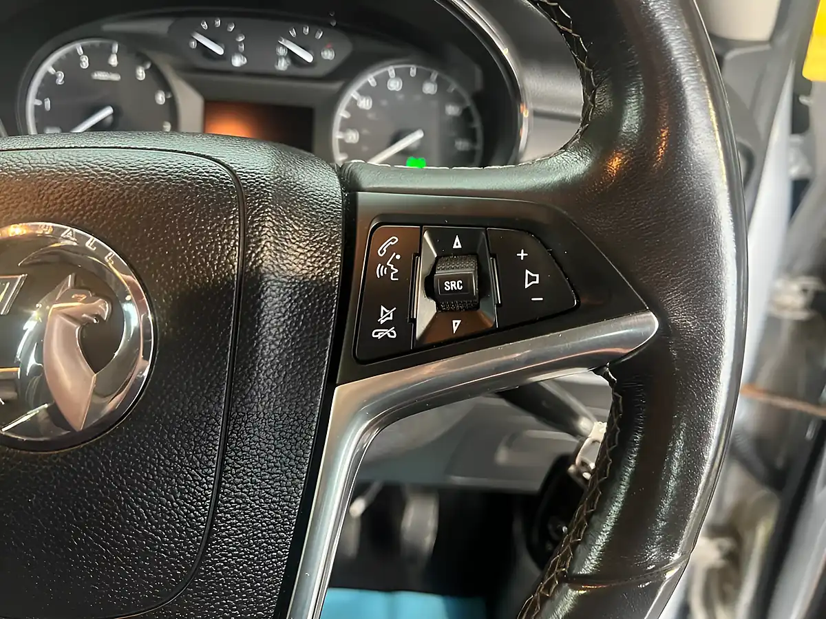 Used 2019 Vauxhall Mokka X Design Nav Silver - Interior and Exterior details 15