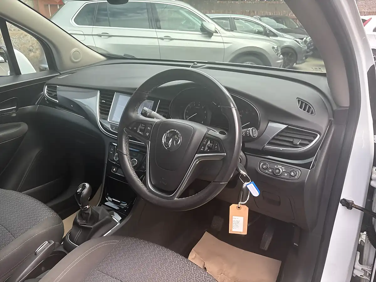 Used 2019 Vauxhall Mokka X Design Nav White - Interior and Exterior details 10