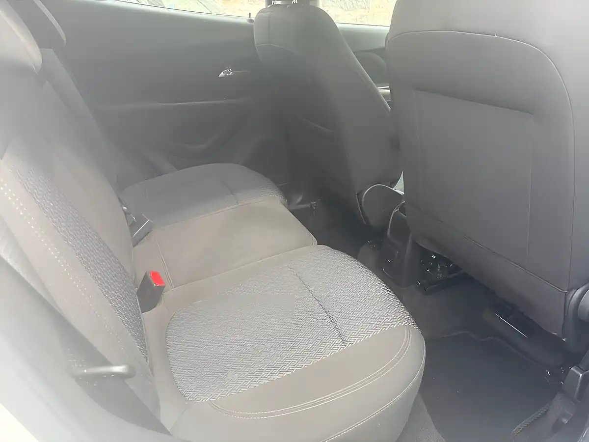 Used 2019 Vauxhall Mokka X Design Nav White - Interior and Exterior details 14