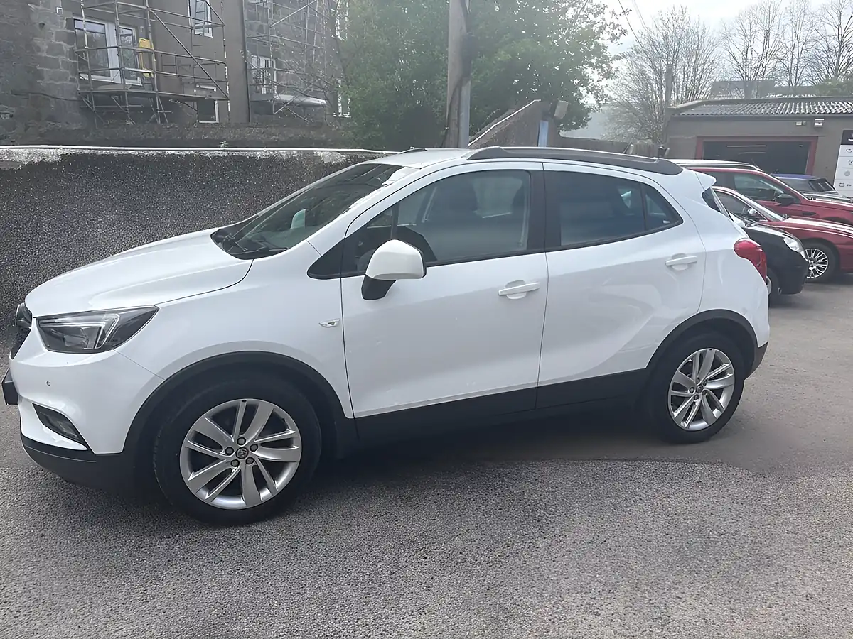 Used 2019 Vauxhall Mokka X Design Nav White - Interior and Exterior details 6