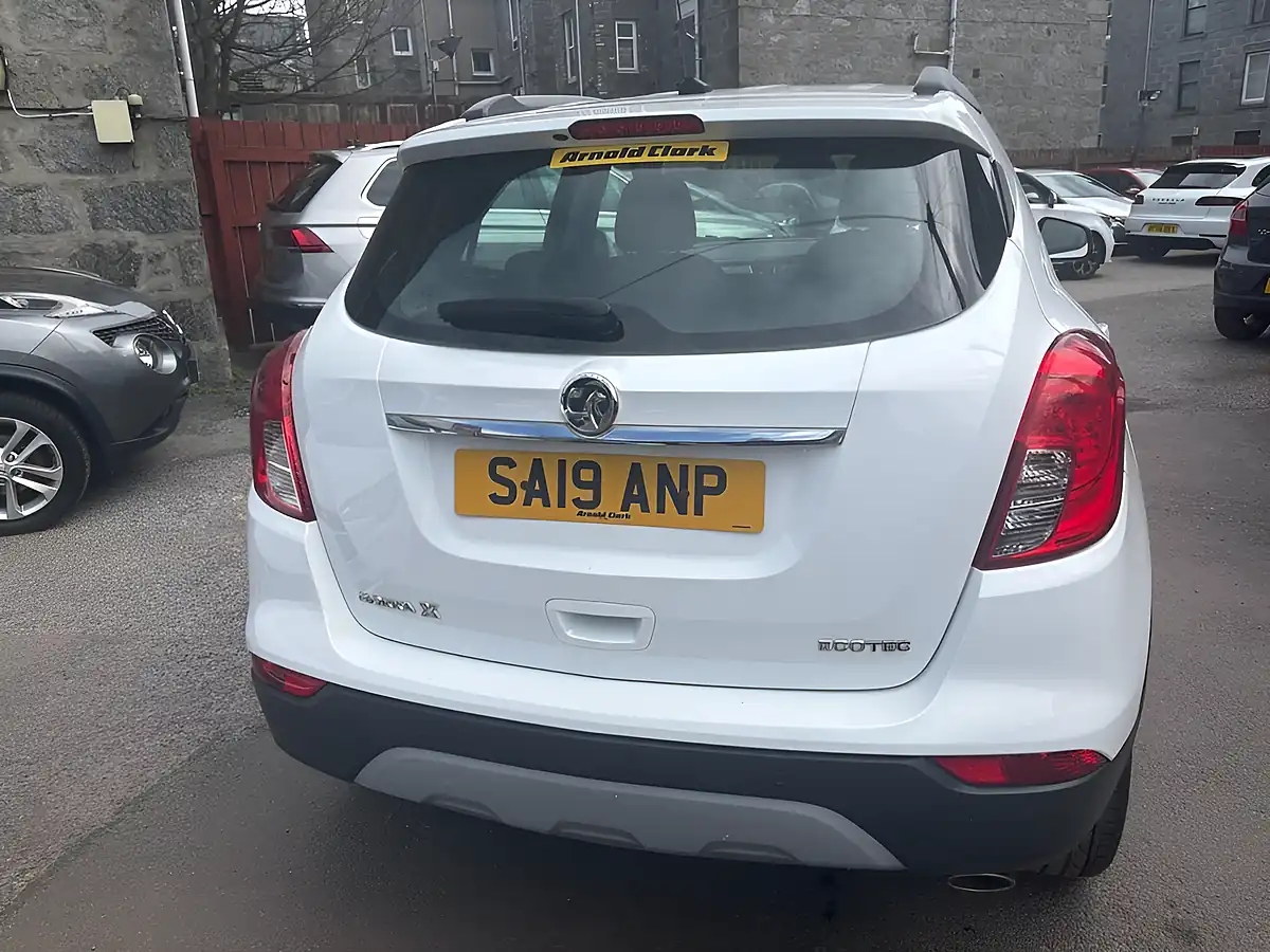 Used 2019 Vauxhall Mokka X Design Nav White - Interior and Exterior details 7