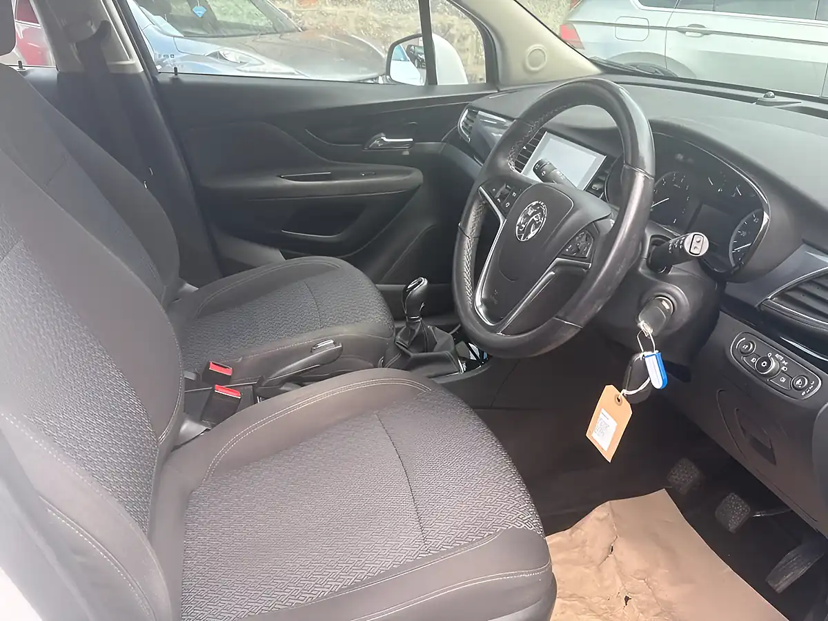 Used 2019 Vauxhall Mokka X Design Nav White - Interior and Exterior details 8