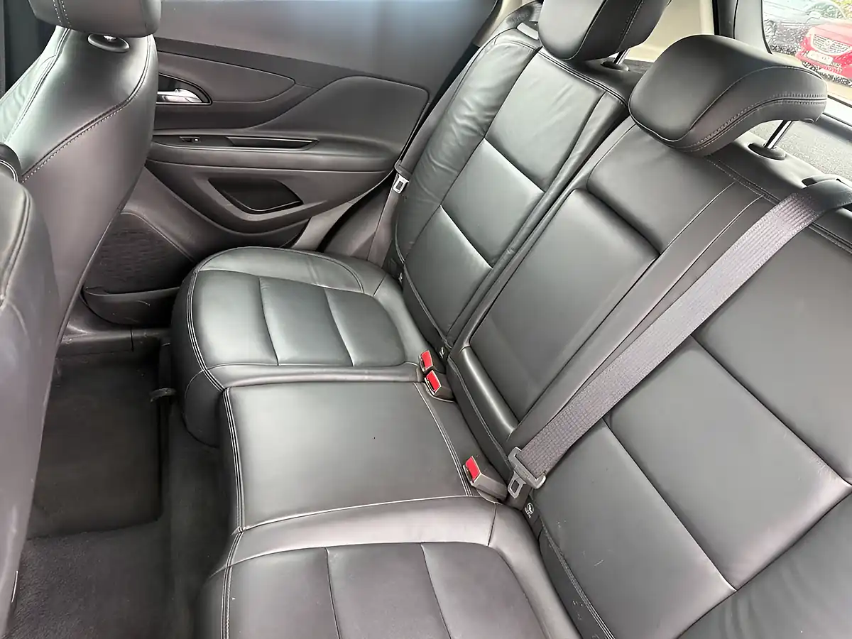 Used 2019 Vauxhall Mokka X Elite Nav Silver - Interior and Exterior details 11