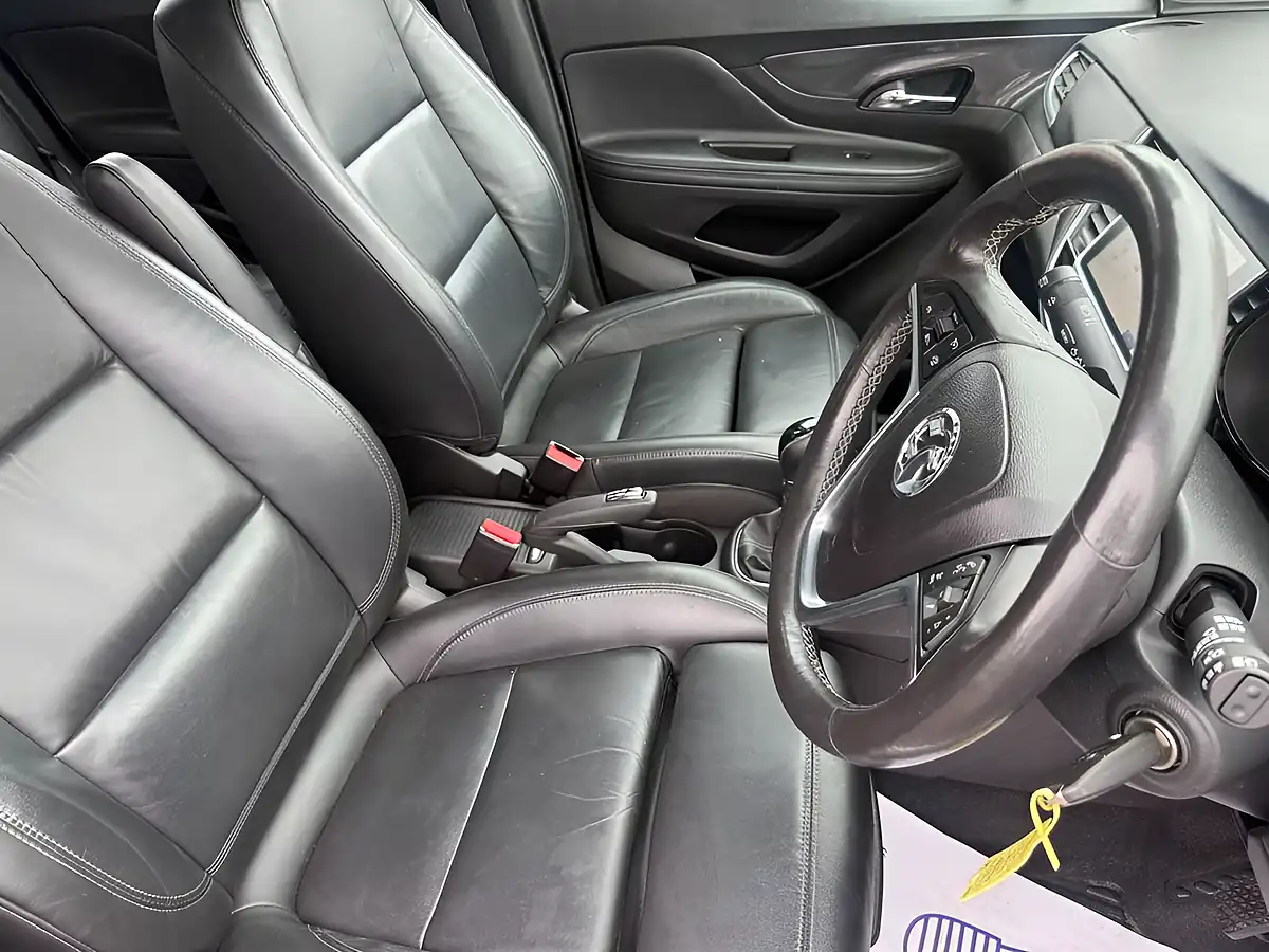 Used 2019 Vauxhall Mokka X Elite Nav Silver - Interior and Exterior details 13