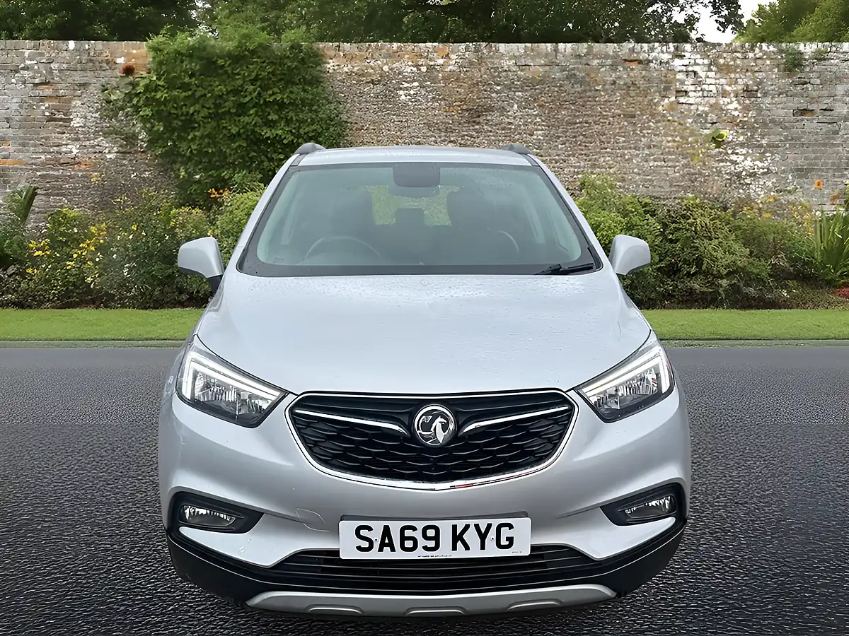 Used 2019 Vauxhall Mokka X Elite Nav Silver - Interior and Exterior details 3
