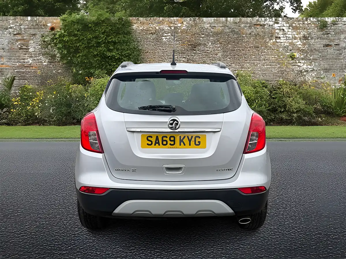 Used 2019 Vauxhall Mokka X Elite Nav Silver - Interior and Exterior details 6