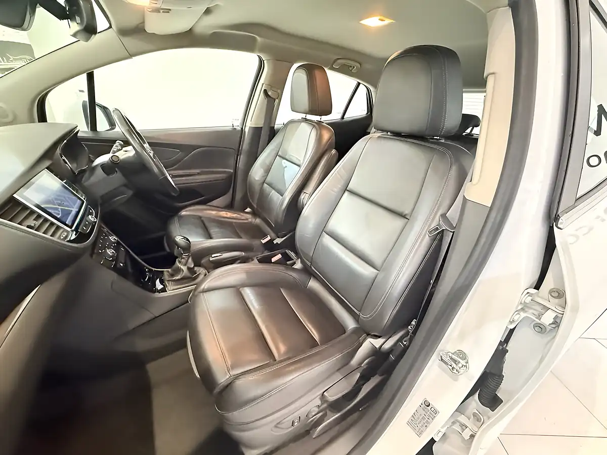 Used 2019 Vauxhall Mokka X Elite Nav White - Interior and Exterior details 18