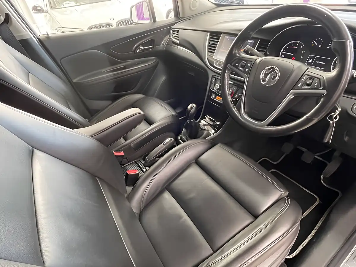 Used 2019 Vauxhall Mokka X Elite Nav White - Interior and Exterior details 14