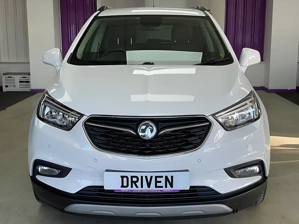 Used 2019 Vauxhall Mokka X Elite Nav White - Interior and Exterior details 7
