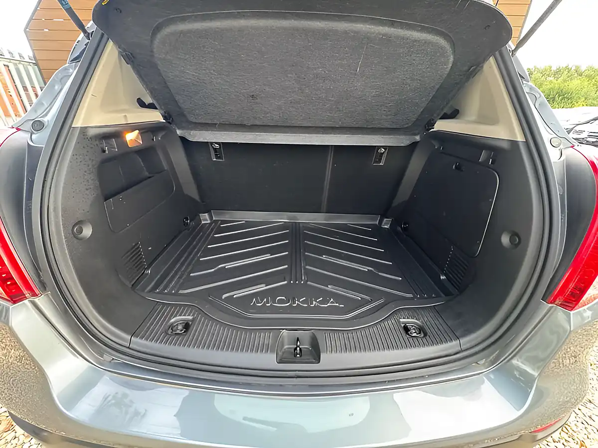 Used 2019 Vauxhall Mokka X Griffin+ Grey - Interior and Exterior details 5