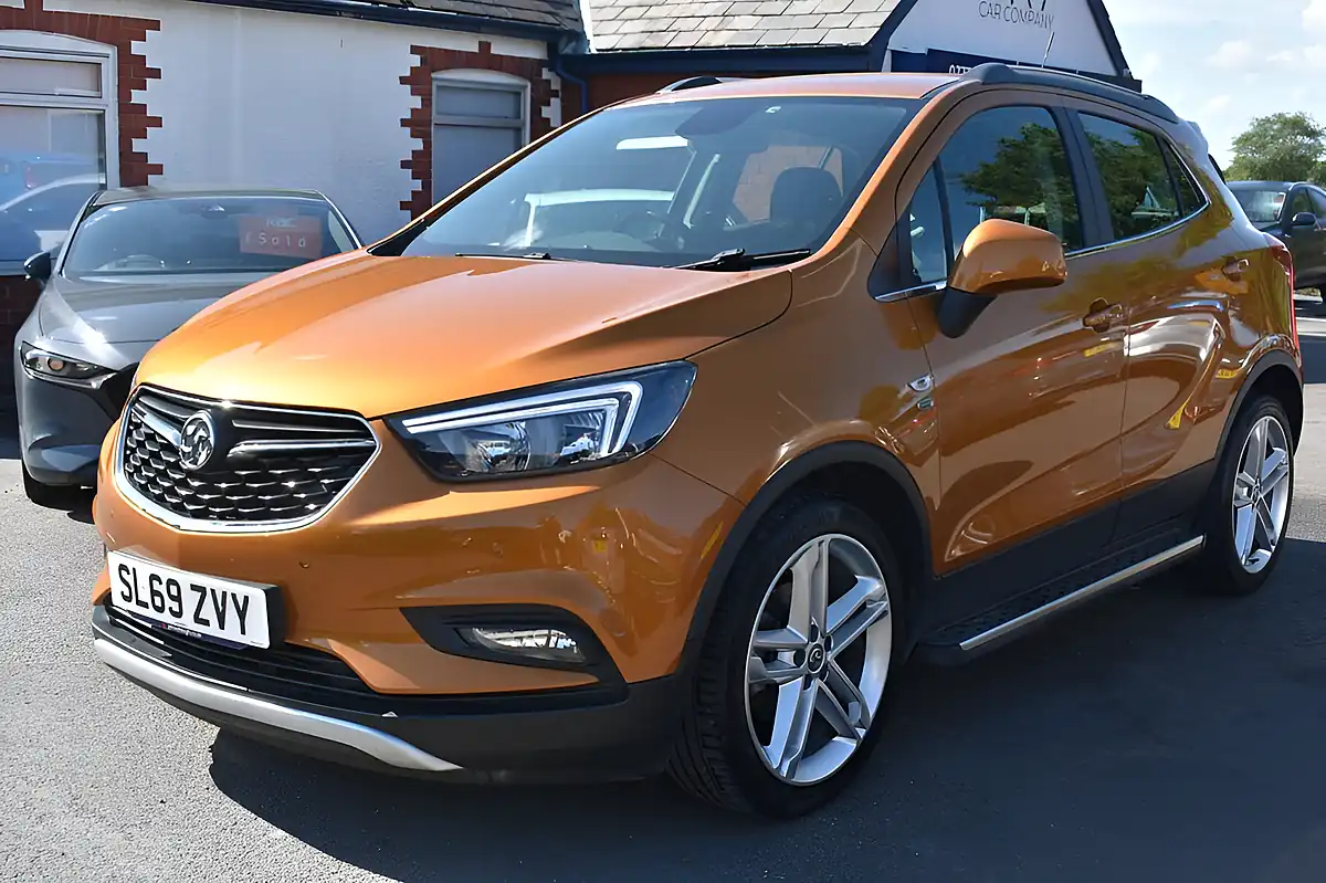 Used 2019 Vauxhall Mokka X Griffin Orange - Front View