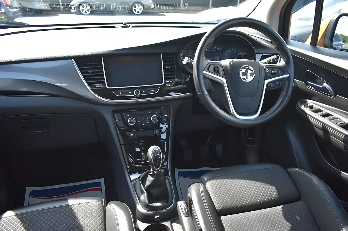 Used 2019 Vauxhall Mokka X Griffin Orange - Interior and Exterior details 12