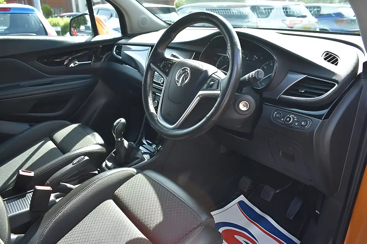 Used 2019 Vauxhall Mokka X Griffin Orange - Interior and Exterior details 14