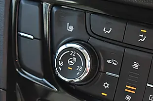 Used 2019 Vauxhall Mokka X Griffin Orange - Interior and Exterior details 16