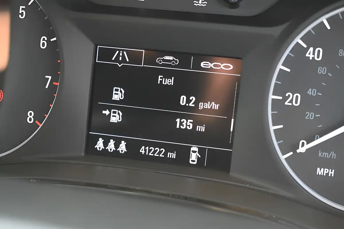 Used 2019 Vauxhall Mokka X Griffin Orange - Interior and Exterior details 19