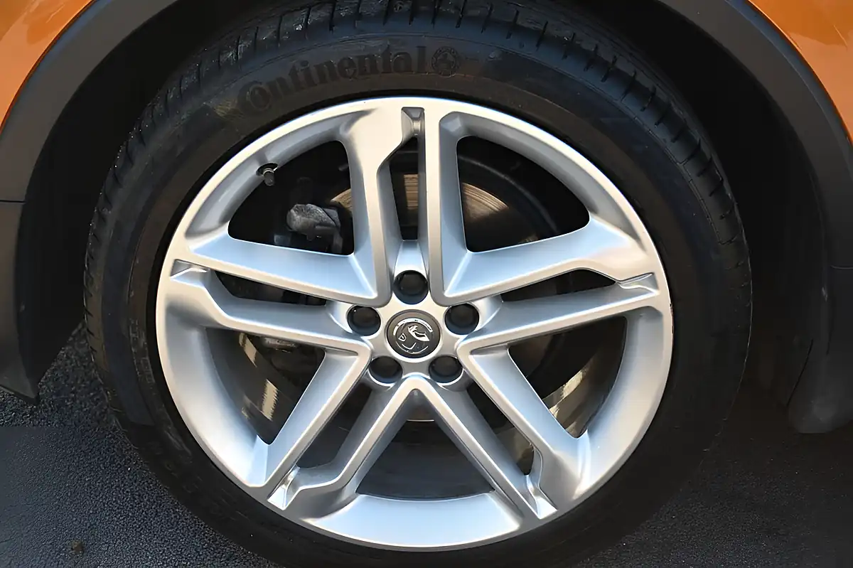 Used 2019 Vauxhall Mokka X Griffin Orange - Interior and Exterior details 8