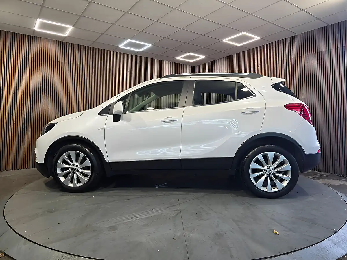 Used 2019 Vauxhall Mokka X Griffin Plus White - Interior and Exterior details 11