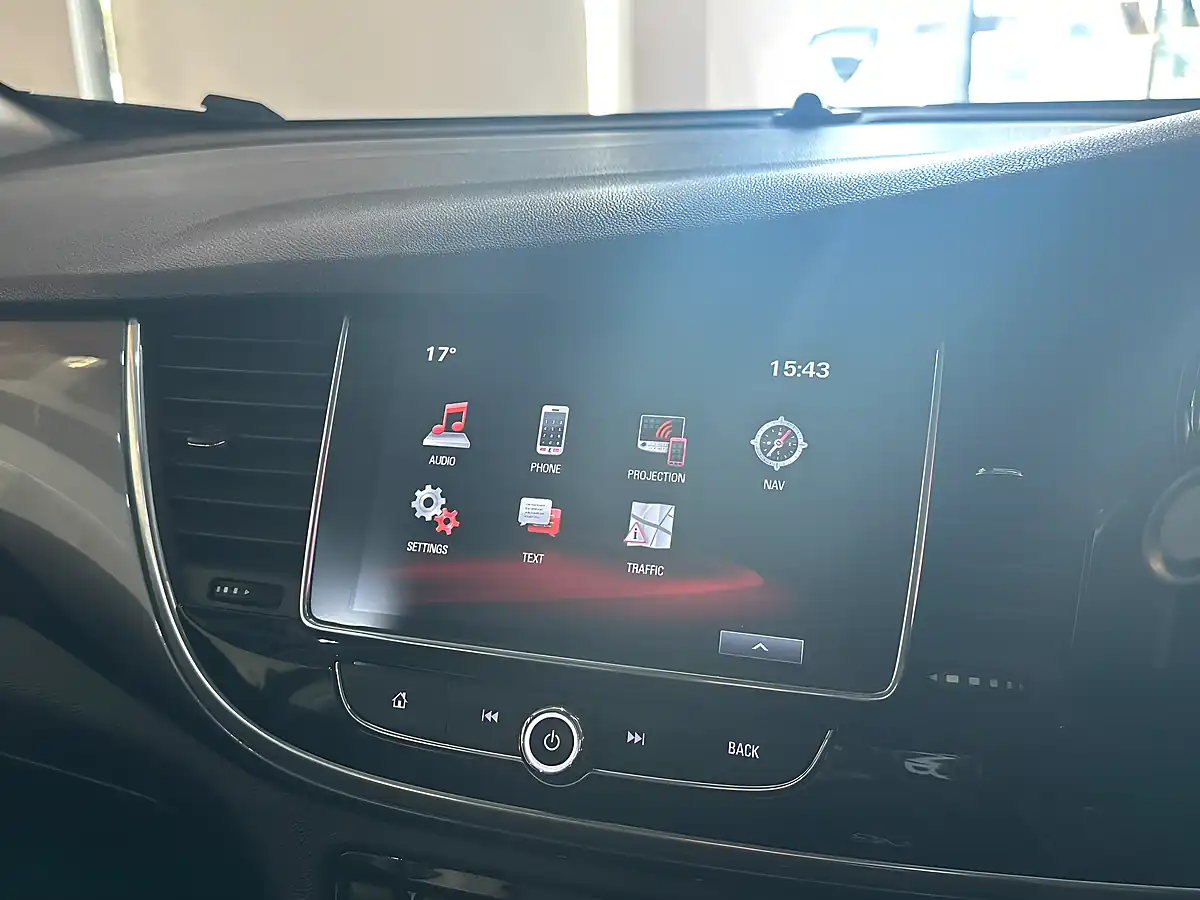 Used 2019 Vauxhall Mokka X Griffin Silver - Interior and Exterior details 16