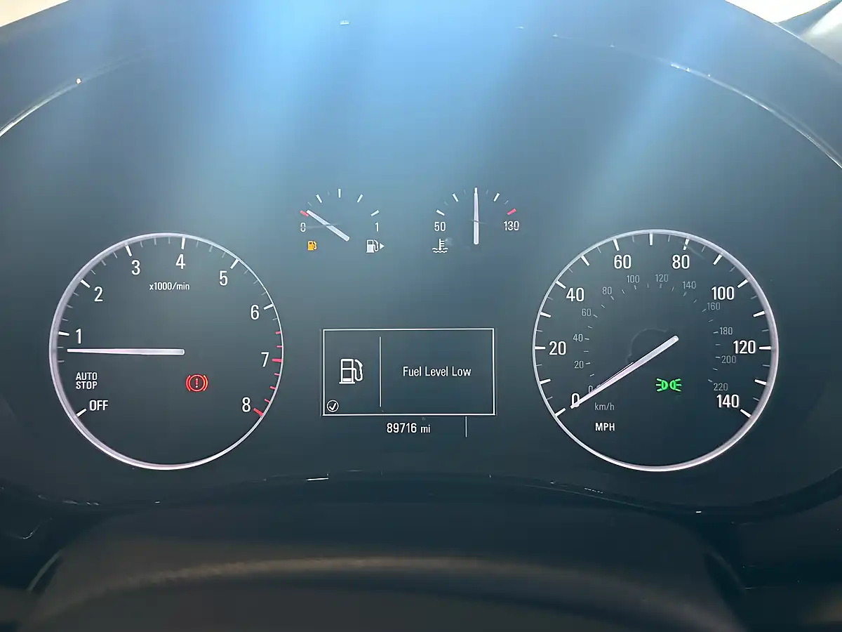 Used 2019 Vauxhall Mokka X Griffin Silver - Interior and Exterior details 19